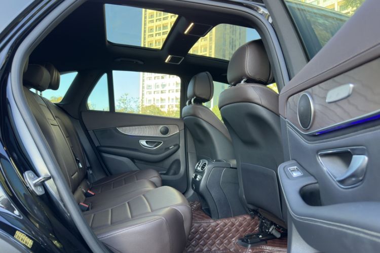 Used Mercedes-Benz GLC 2020 Facelift GLC 300 L 4MATIC Dynamic Edition
