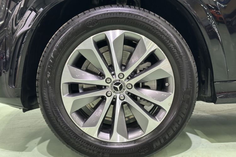 Used Mercedes-Benz GLE 2023 GLE 350 4MATIC Stylish Model
