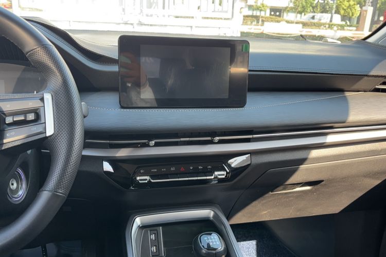 Used Wuling Jiachen 2022 1.5T Manual Comfort & Dynamic Version