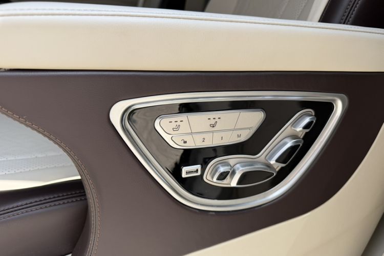 Used CHANGAN OSHAN Cosmos 2022 1.5T Automatic Business Model Interior 2