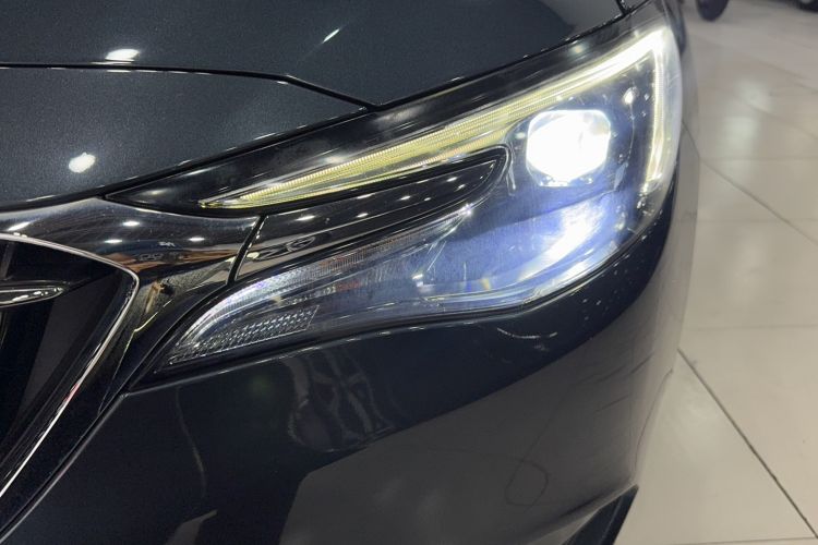 Used Buick GT 2021 Revised Version 1.3T Automatic Mild Hybrid Elite Edition Left Front Headlight