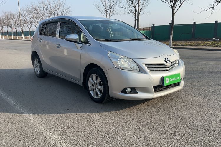Used Toyota Verso 2014 Starlight 180E CVT Elite Edition