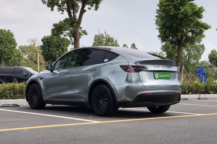 Used Tesla Model Y 2021 Standard Range Rear-Wheel Drive Version
