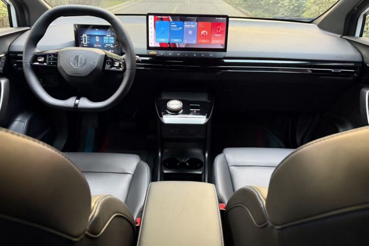 Used MG 4 EV 2023 415 km Range Sea-Faring Champion Edition