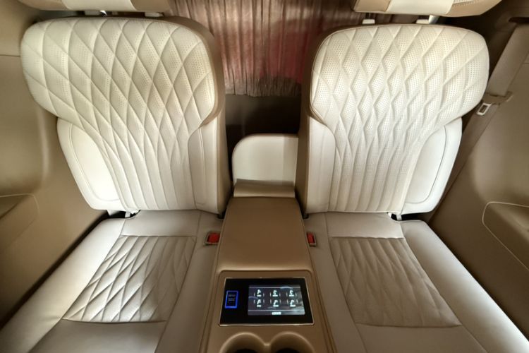 Used Buick GL8 2021 ES Land Cruiser 653T Luxury Edition
