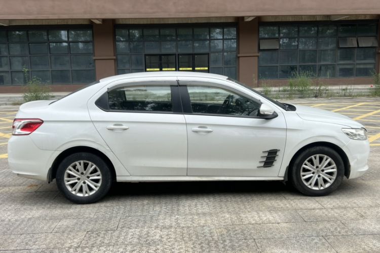 Used Peugeot 301 2014 1.6L Manual Comfort Edition