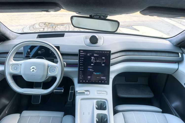 Used Nio ES8 2024 75 kWh
