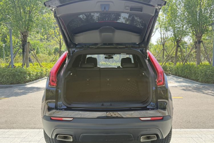 Used Cadillac XT4 2021 28T Two-Wheel Drive Tech Edition