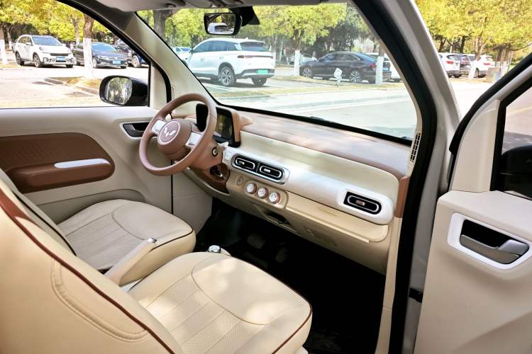 Used Wuling Hongguang MINIEV 2024 3rd Generation 215km Youth Edition
