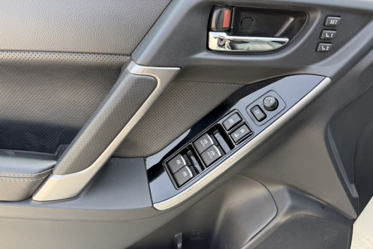 Used Subaru Forester 2016 2.5i Luxury Navigation Edition
