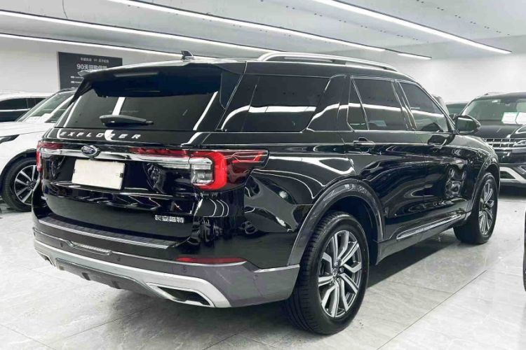 Used Ford Explorer 2023 EcoBoost 285 Four-Wheel Drive Titanium Edition 7-Seater
