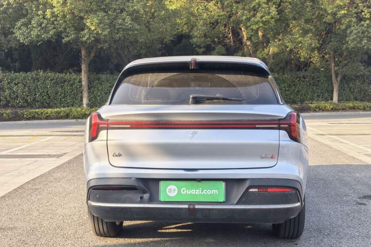 Used NETA L 2024 Extended-Range 310 Flash-Charge Red Edition
