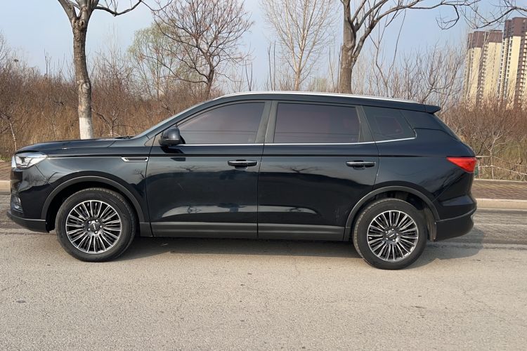 Used Sinotruk VGV U70 2020 1.5T Automatic Smart Luxury 7-Seater