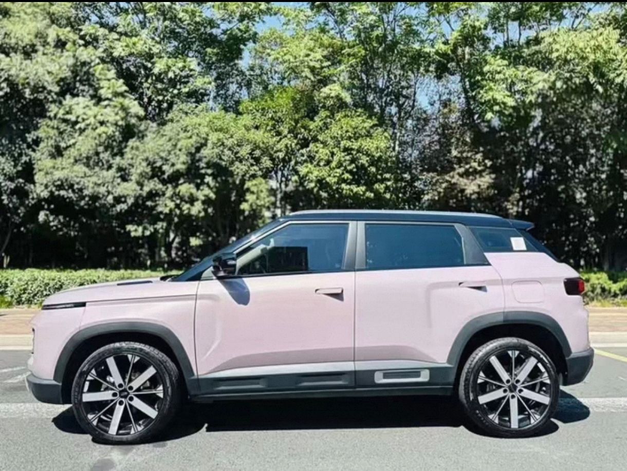Geely Auto icon 2023 1.5TD Chocolate Smoothie Edition — снимка 4
