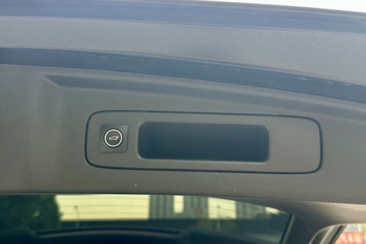 Used Honda CR-V 2023 240TURBO Two-Wheel Drive FENGSHANG Edition 5 Seats Interior 9