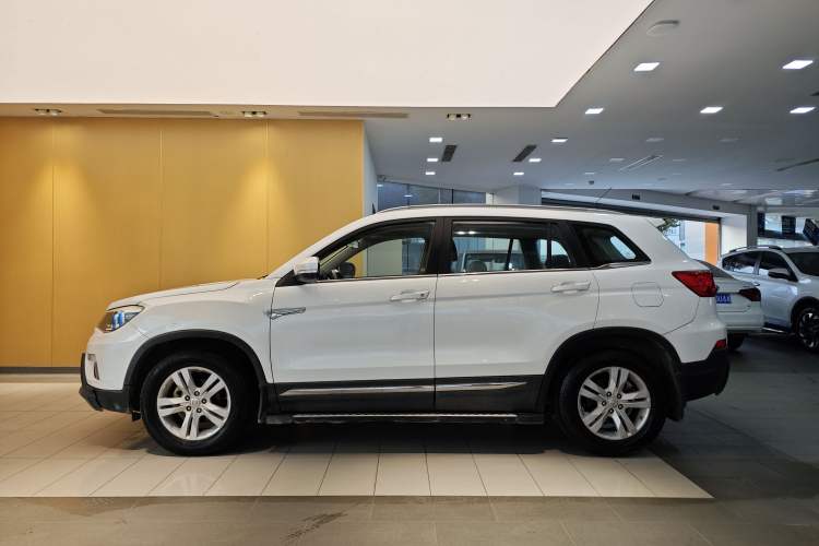 Used Changan CS75 2014 2.0L Manual Luxury Version China V Standard
