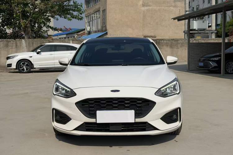 Used Ford Focus 2020 Sedan EcoBoost 180 Automatic Trend Edition
