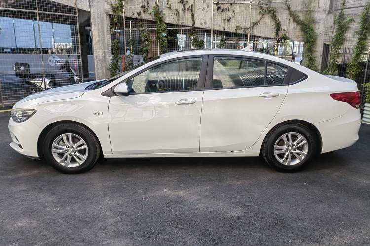 Used Chevrolet Cavalier 2019 320 Automatic Xinyue Edition Exterior 6