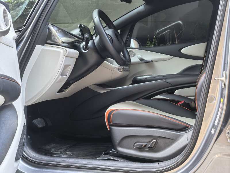 Used BYD Dolphin 2021 405 km Fashion Edition — 33