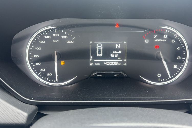 Used Wuling Alvez 2022 1.5L Manual Free-Style Model