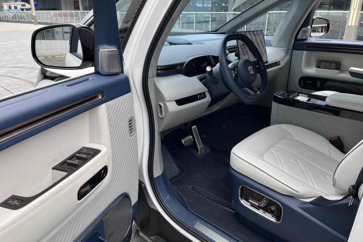 Used Zeekr MIX 2025 Long-Range Intelligent Driving Edition