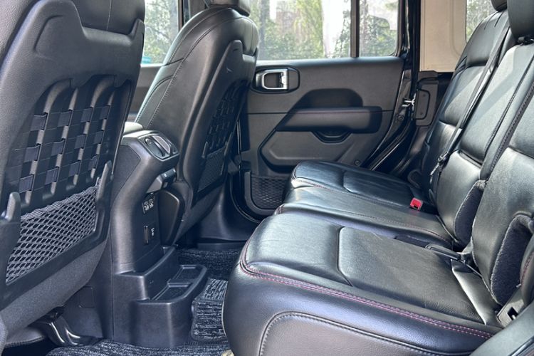 Used Jeep Wrangler 2021 2.0T Robin Hood Four-Door Edition
