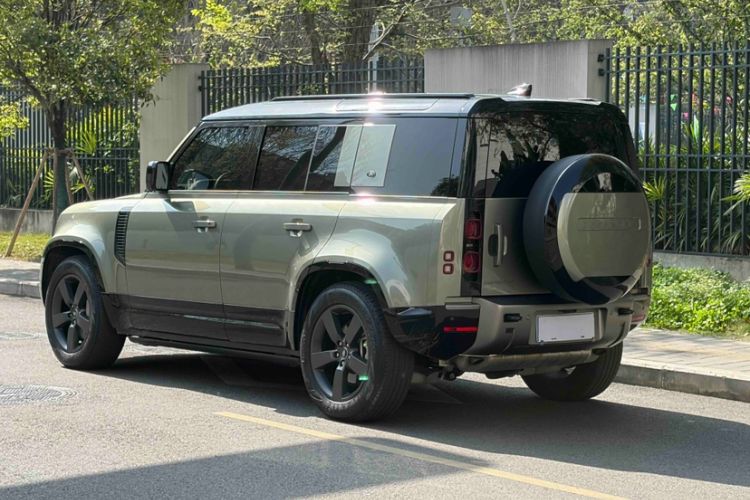 Used Land Rover Defender 2024 110 3.0T P400 X-DYNAMIC HSE