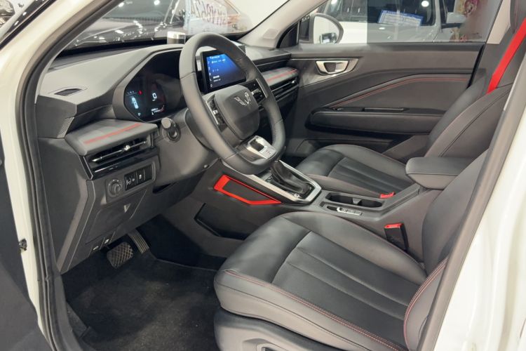 Used Wuling Alvez 2022 1.5T CVT Trendy & Cool Edition