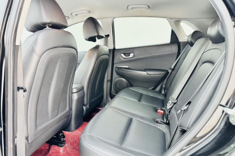 Used Hyundai ENCINO 2018 1.6T Dual-Clutch Zhilian Edition China V Standard Interior 5