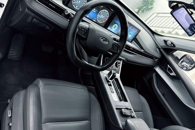 Used Chery Tiggo 7 PLUS 2022 1.5T CVT Luxury Version+ Interior 3