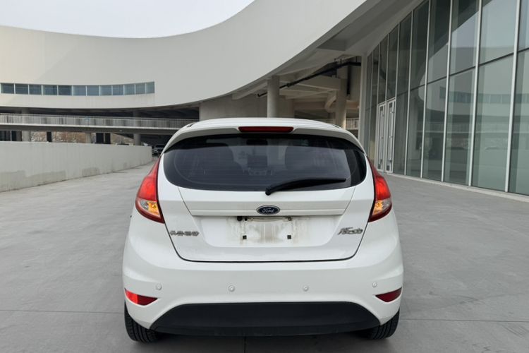 Used Ford Fiesta 2013 Hatchback 1.5L Automatic Fashion Edition
