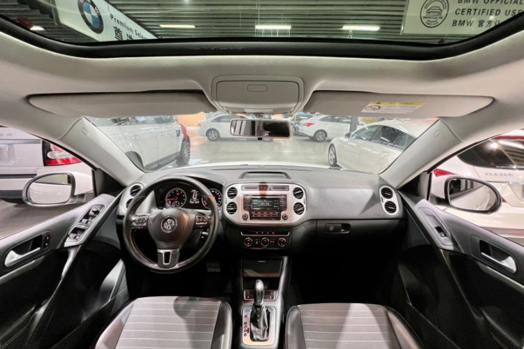 Used Volkswagen Tiguan 2016 300TSI Automatic All-Wheel Drive Fashion Vision Edition Headliner