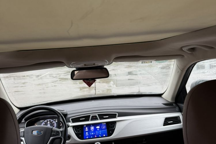 Used Geely Auto Emgrand X7 Sport 2018 1.8TD Automatic All-Wheel-Drive ZhiZun Model with 4G Connectivity
