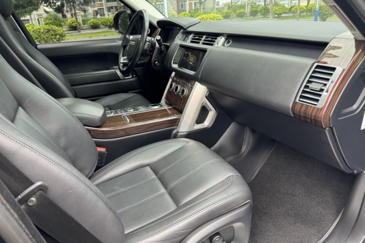 Used Land Rover Range Rover 2017 3.0 SC V6 Vogue Extended Version