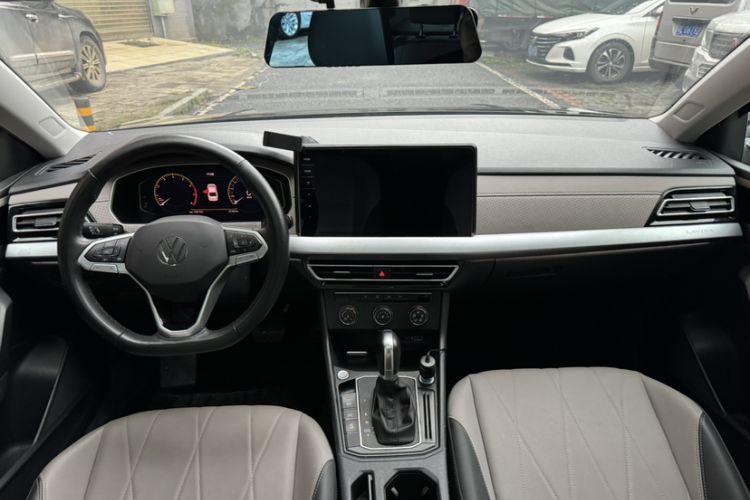 Used Volkswagen Lavida 2023 1.5L Automatic Starry Sky 5 Million Edition Interior 1