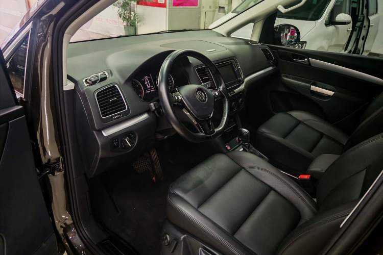 Used Volkswagen Sharan 2019 380TSI Comfort Edition 7-Seater