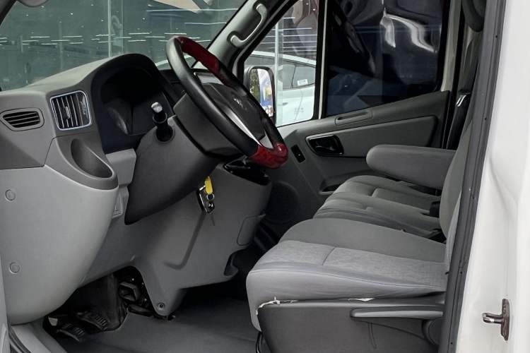 Used Foton Toano 2019 2.5T Flat-Top 5-Seater Open-Window 4J25TC3