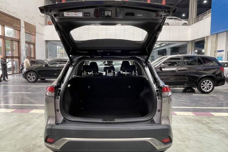 Used Toyota FRONTLANDER 2022 2.0L CVT Luxury PLUS Edition
