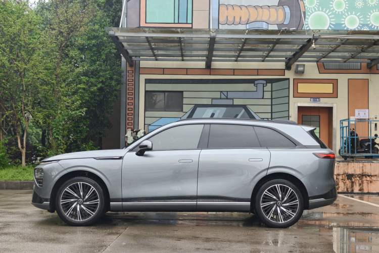 Used XPeng G9 2022 702 Max Exterior 5