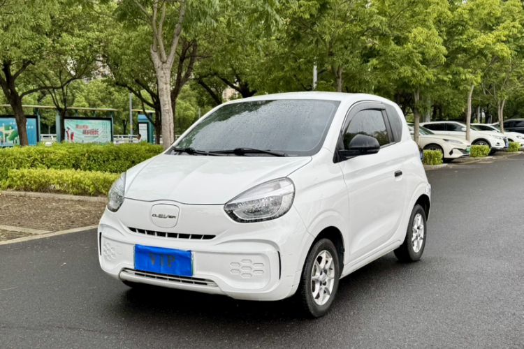 Ojetý Roewe Clever 2022 311km QiQi BoBo Edition