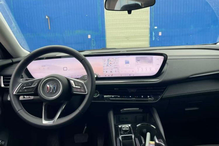 Used Buick Envision 2025 25T Entry-Grade Platinum Edition
