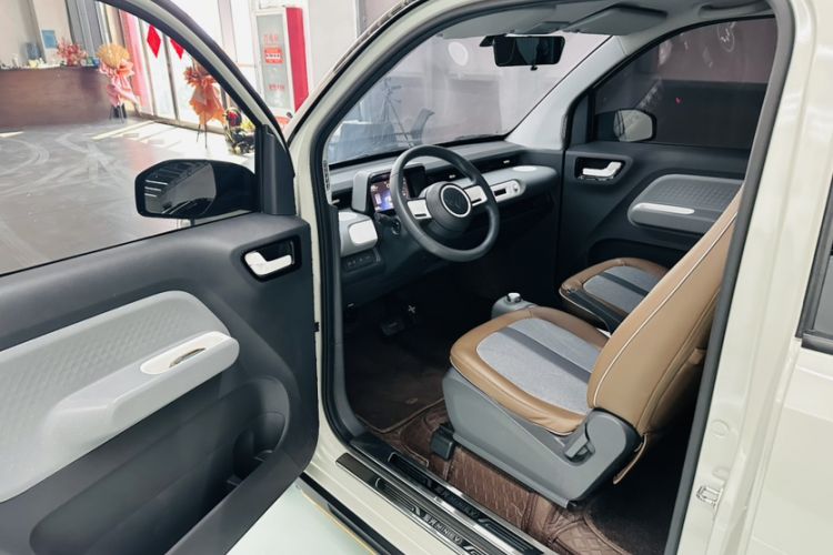 Used Wuling Hongguang MINIEV 2022 GAMEBOY 200km Gaming Edition with Lithium Iron Phosphate