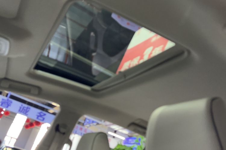 Used Buick GL8 2021 Land Cruiser Executive Class 652T Luxury Model
