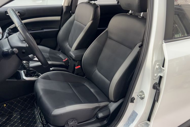 Used Kia kx1 Stonic 2021 1.4L Automatic Fun Edition
