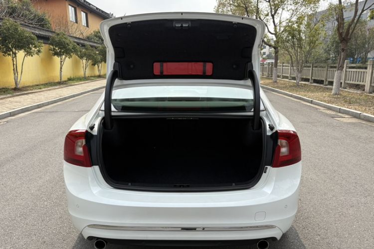 Used Volvo S60 2017 S60L T4 Smart Range Edition