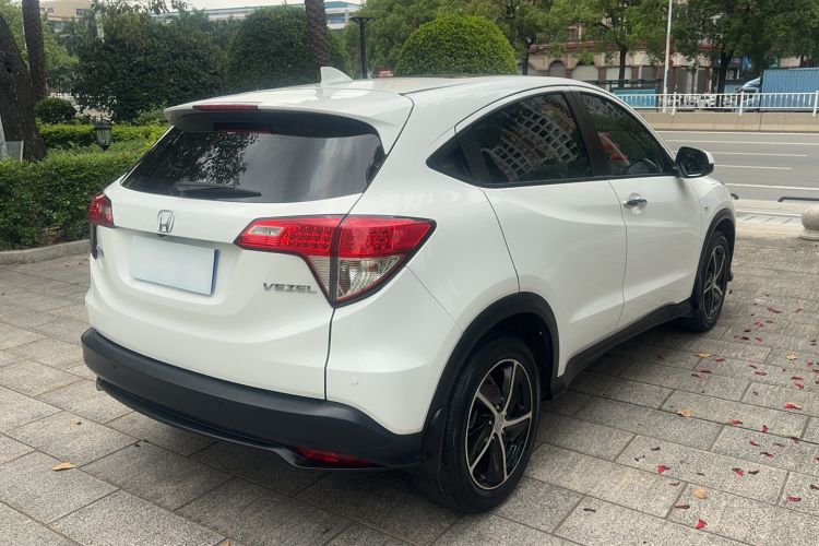 Used Honda Vezel 2020 1.5L CVT Pioneer Edition Rear Right 45 Deg