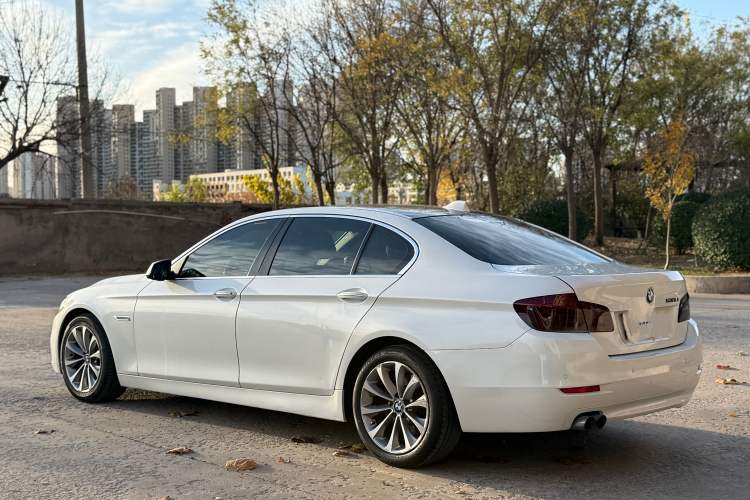 Used BMW 5 Series 2017 525Li Leading Model
