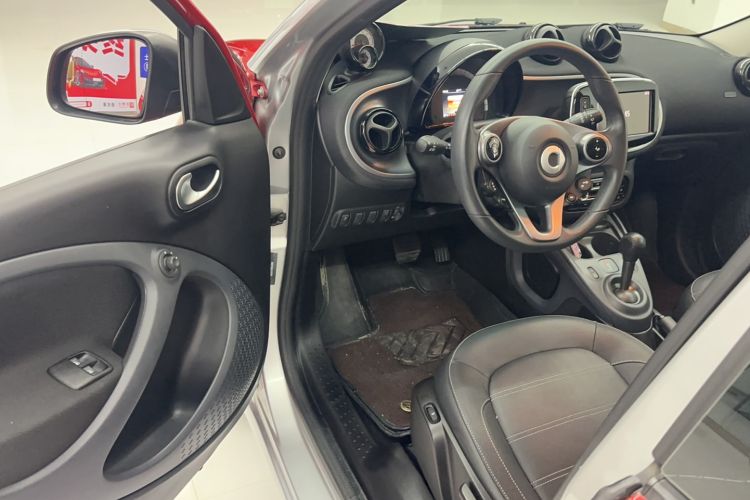 Used smart forfour 2016 0.9T 66 kW Pioneer Edition