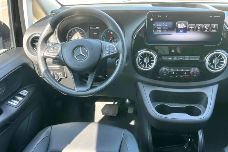 Used Mercedes-Benz Vito 2020 2.0T Elite Version 7 Seats
