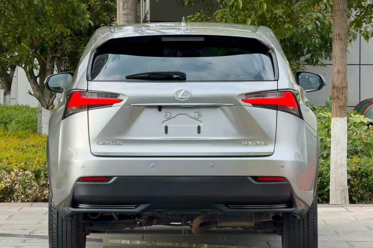Used Lexus NX 2015 200 Front-Wheel Drive X-Trail SE Edition